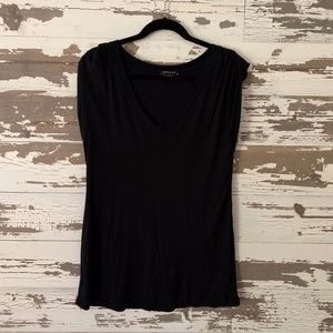 Trouve Black Medium V-Neck T-Shirt